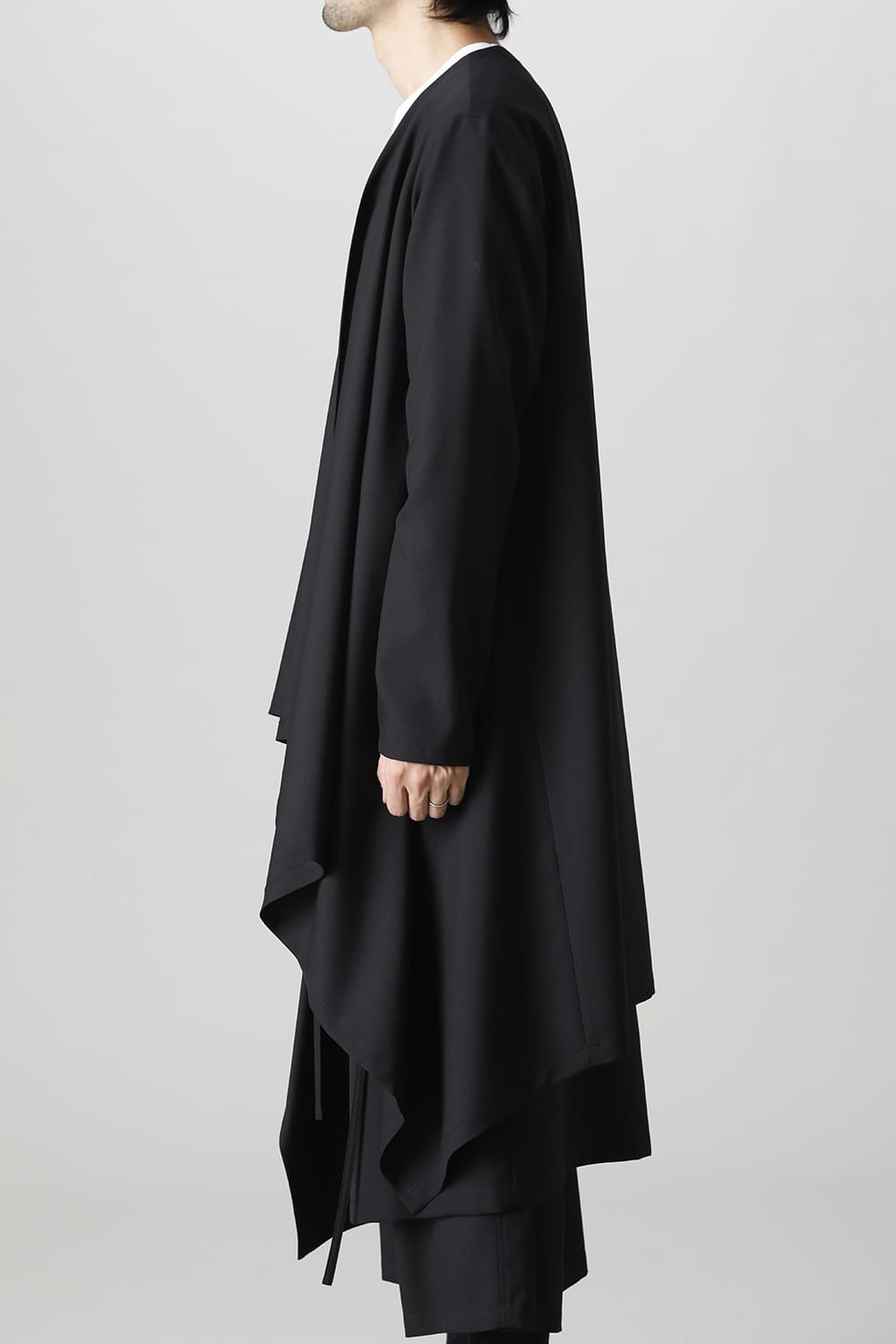 ロング丈ドレープジャケット