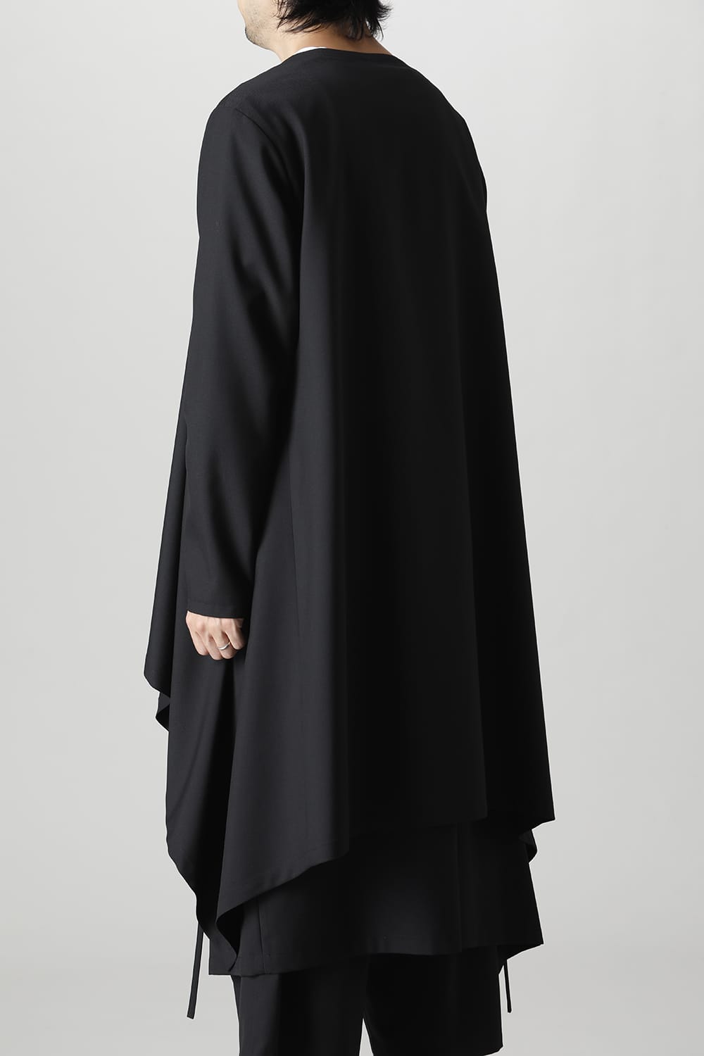 ロング丈ドレープジャケット
