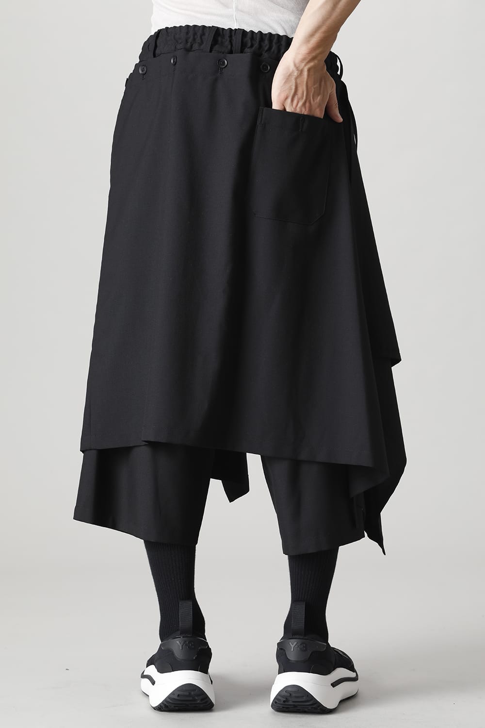 Detachable skirt pants