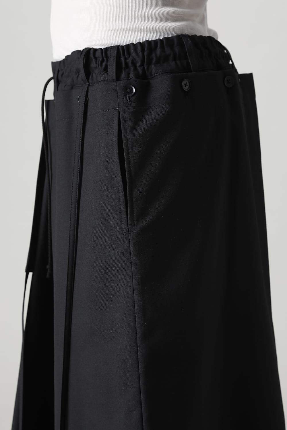 Detachable skirt pants
