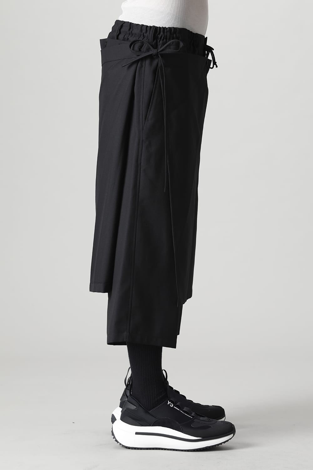 Detachable skirt pants