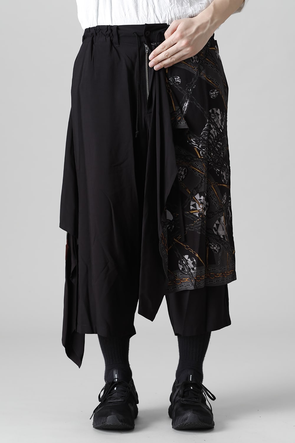 Detachable skirt pants