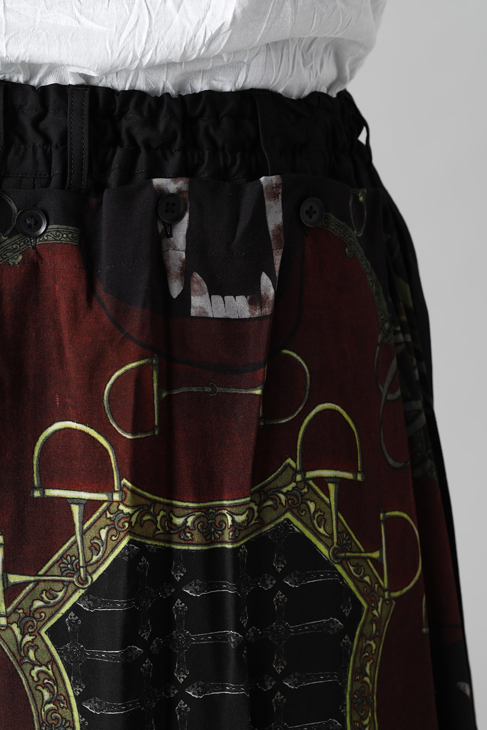 Detachable skirt pants