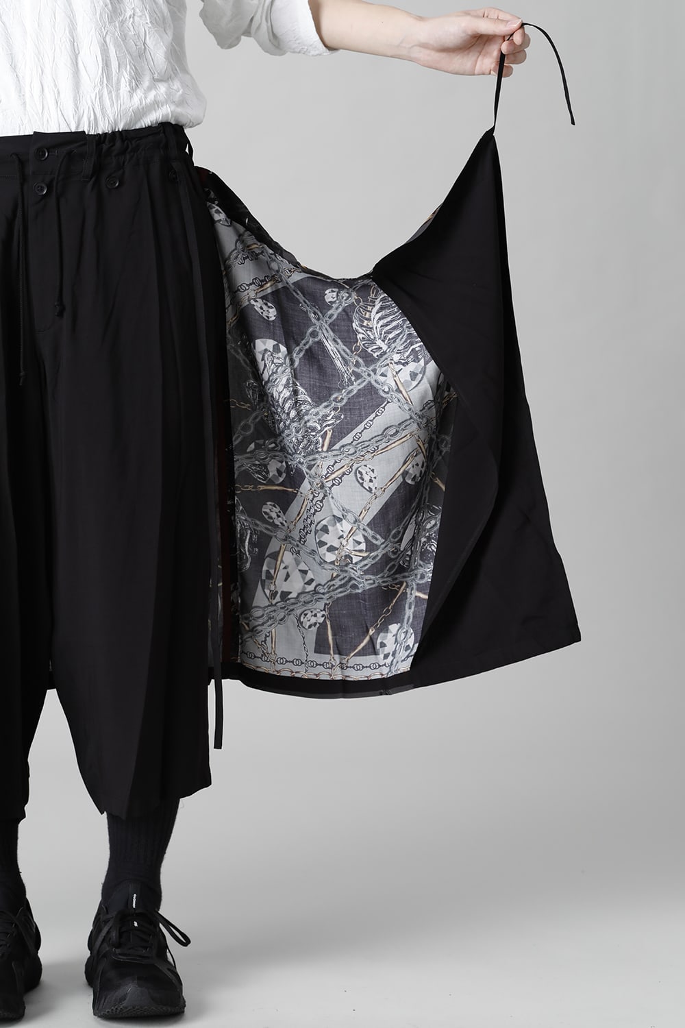 Detachable skirt pants