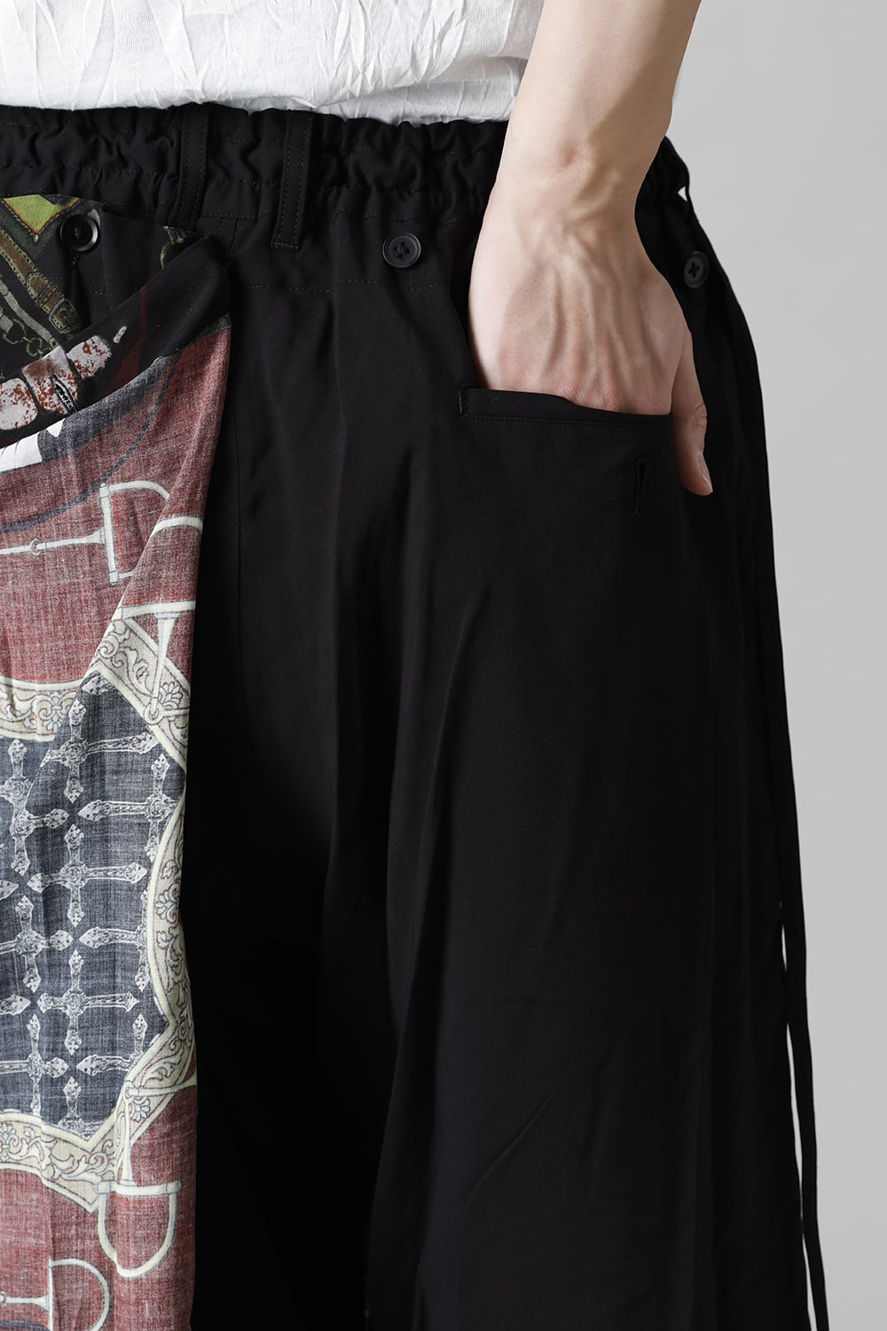 Detachable skirt pants