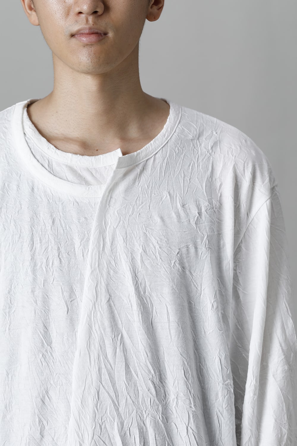 Collar deformed long sleeves White