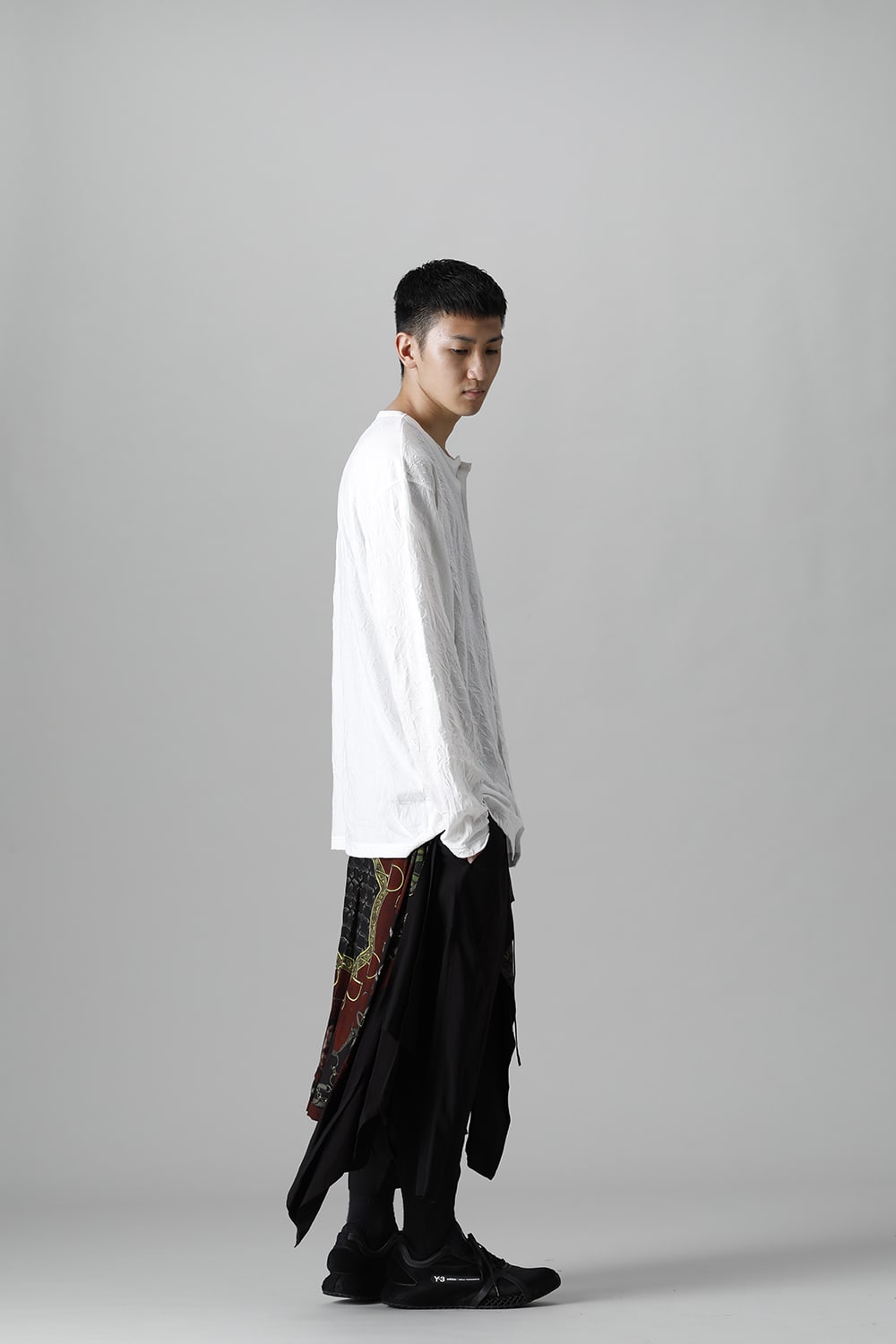 Collar deformed long sleeves White