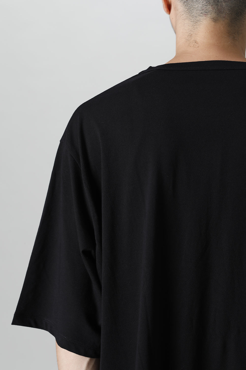 Jumbo round short sleeve Black