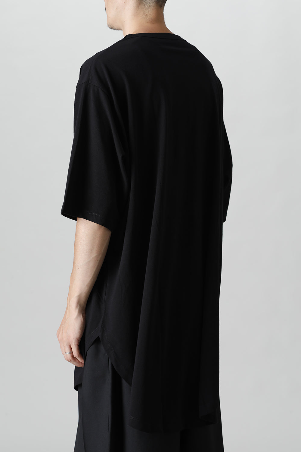 Jumbo round short sleeve Black