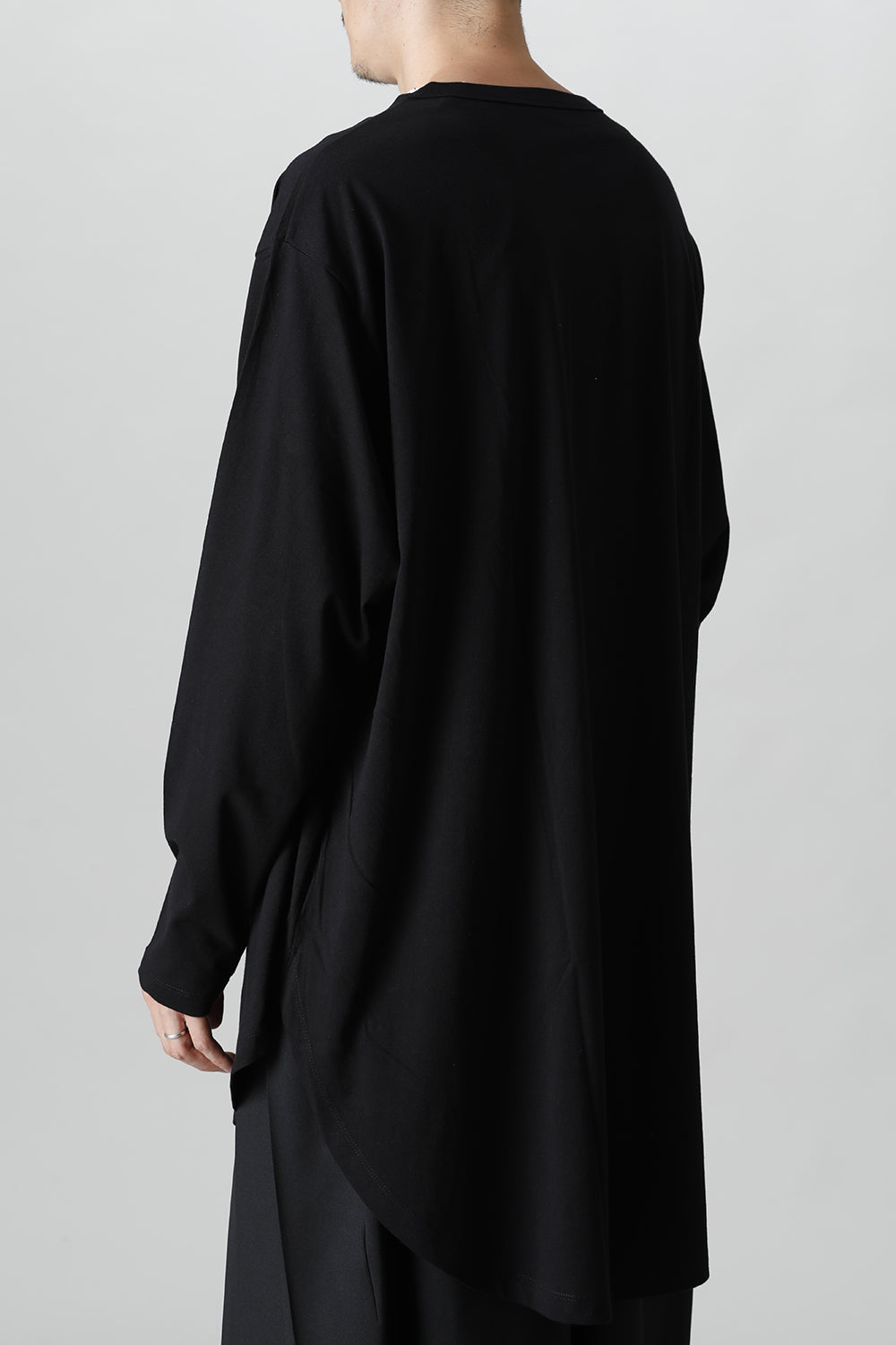 Jumbo round long sleeve Black