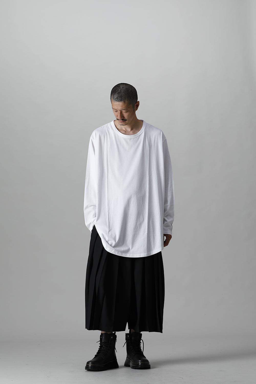 Jumbo round long sleeve White