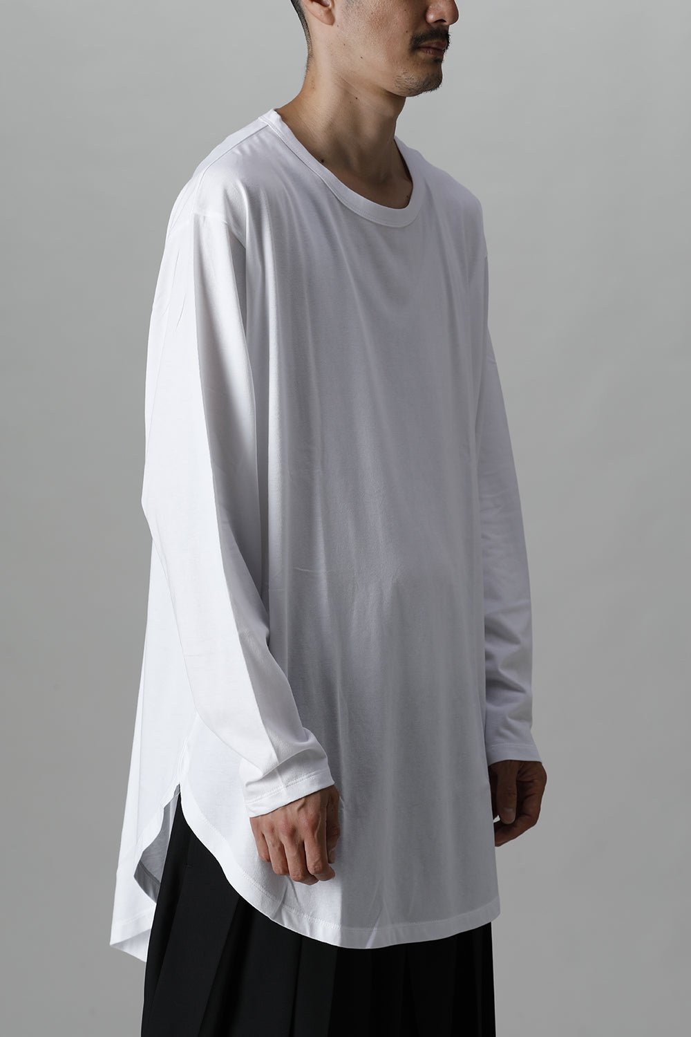 Jumbo round long sleeve White