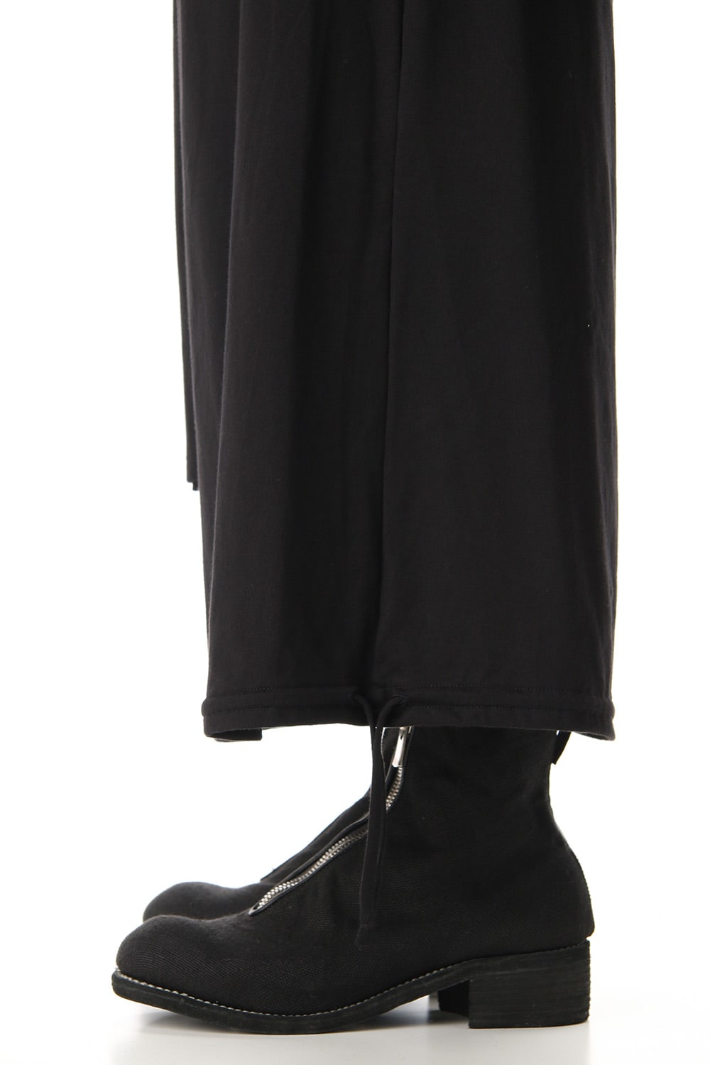 Asymmetry Balloon Pants Black