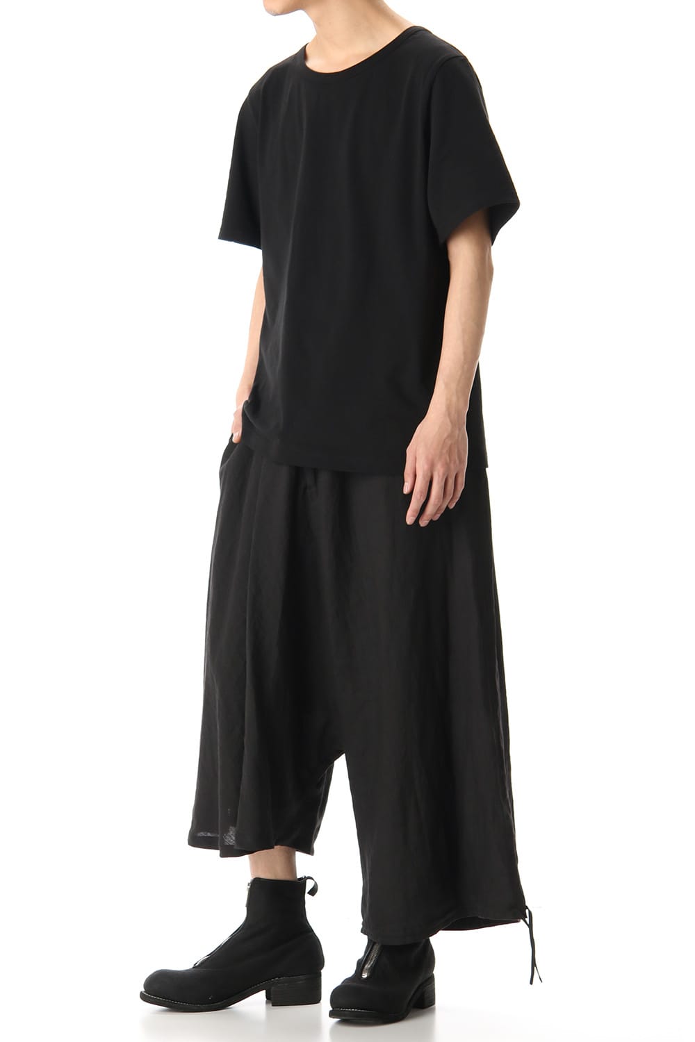 Asymmetry Balloon Pants Black