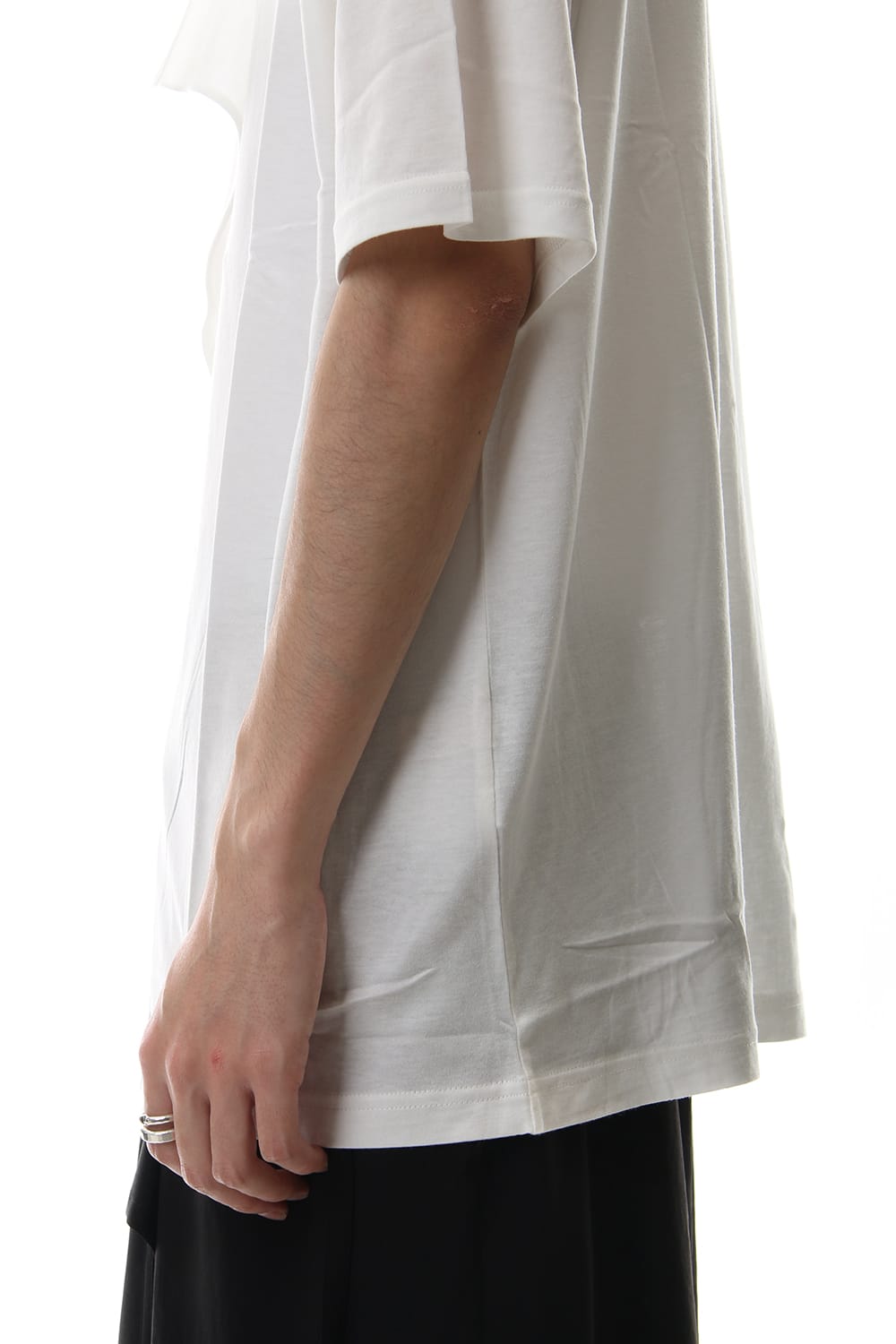 デフォームド ドレープ ショート カットソー White