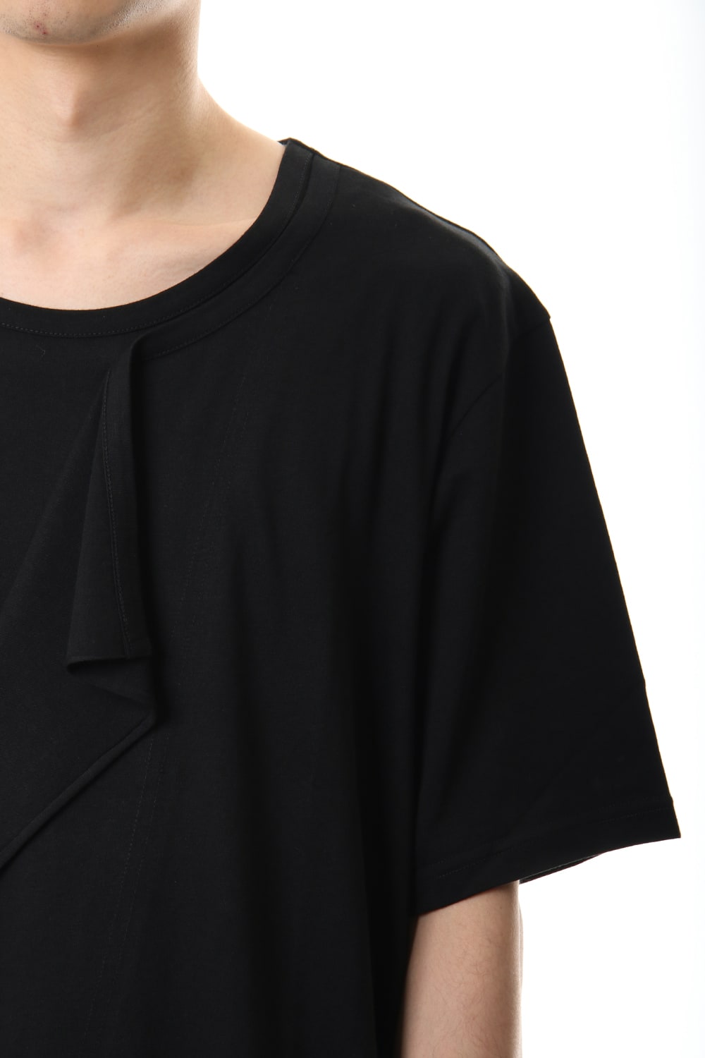 Deformed Drape Short Cut Sew Black