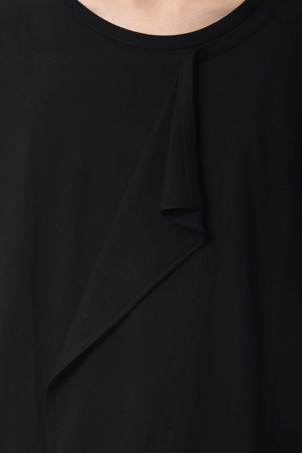 Deformed Drape Short Cut Sew Black