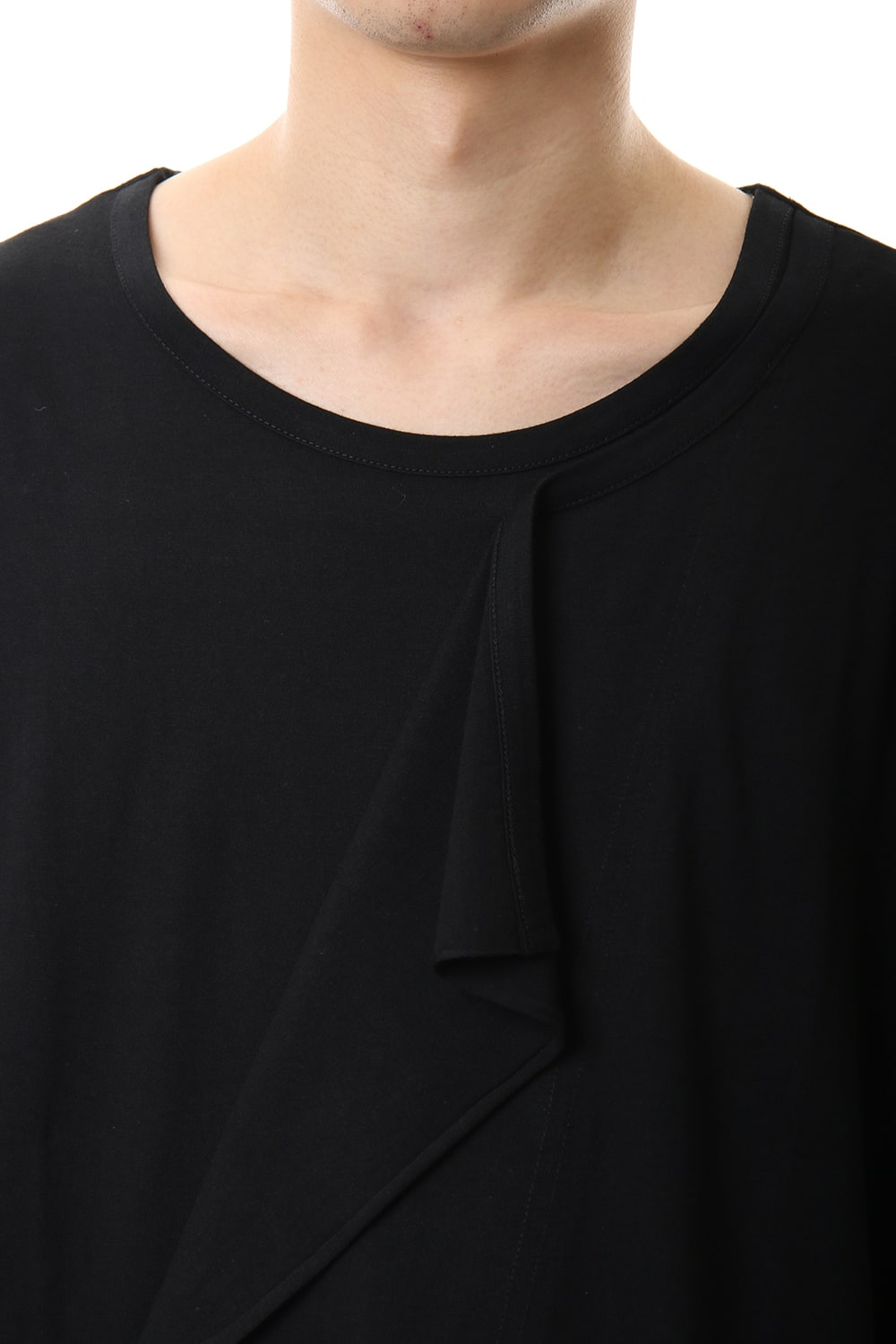 Deformed Drape Short Cut Sew Black