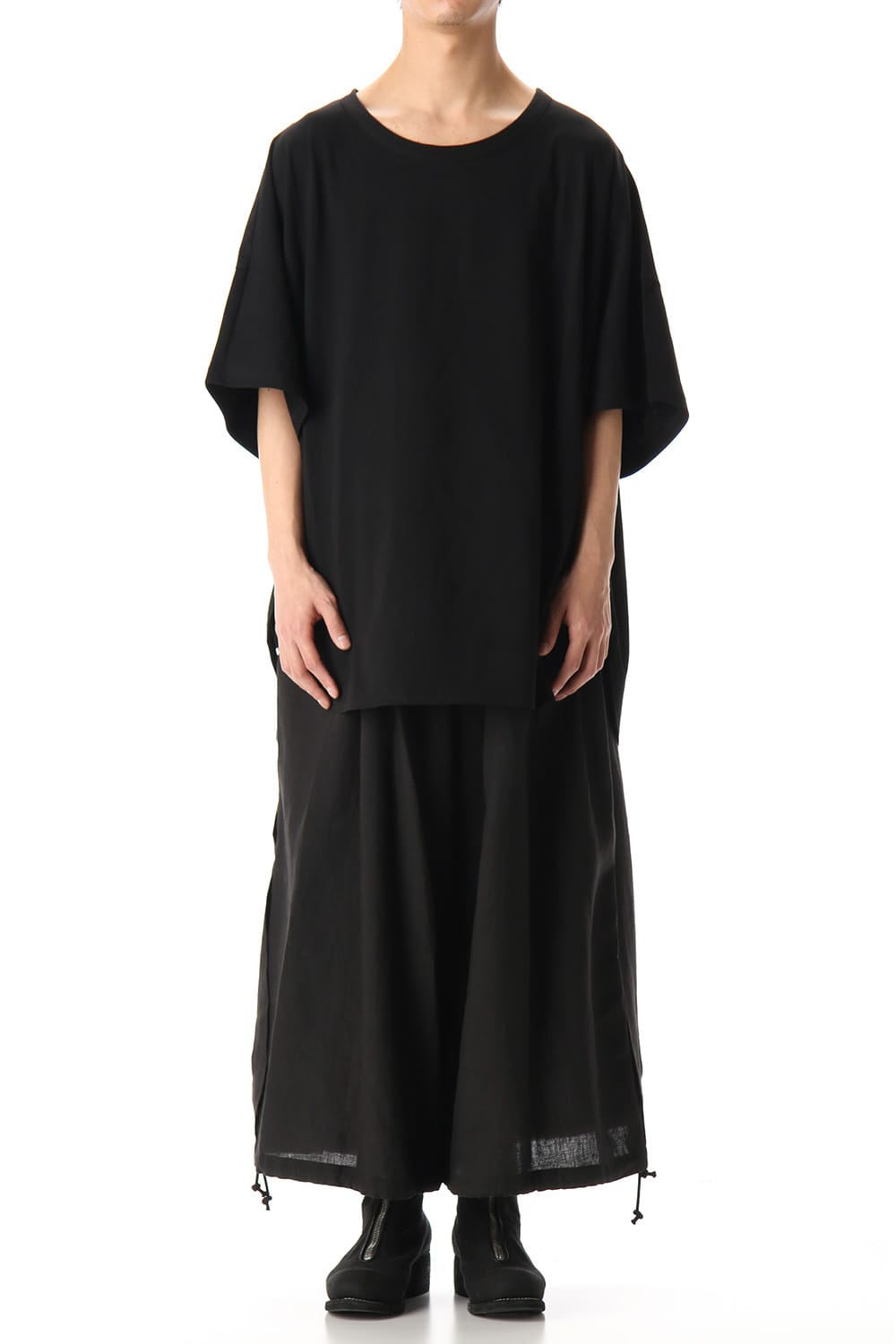 ドルマン ラウンド ショート スリーブ カットソー ブラック