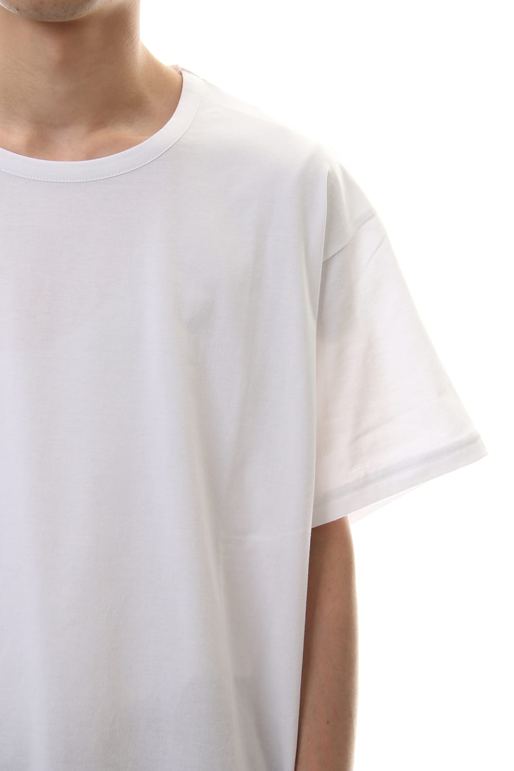 Round Short Sleeve Cut Sew White