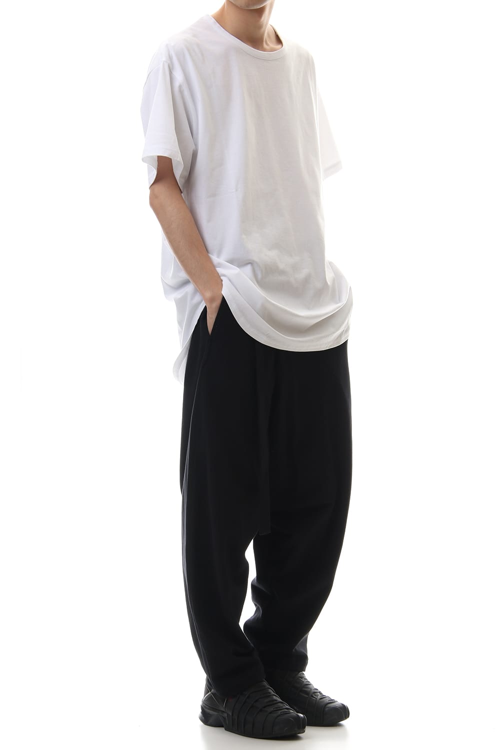 Round Short Sleeve Cut Sew White