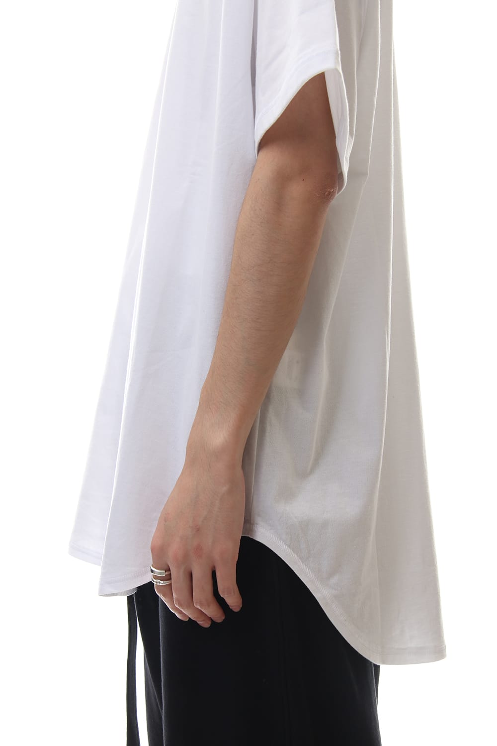 Round Short Sleeve Cut Sew White