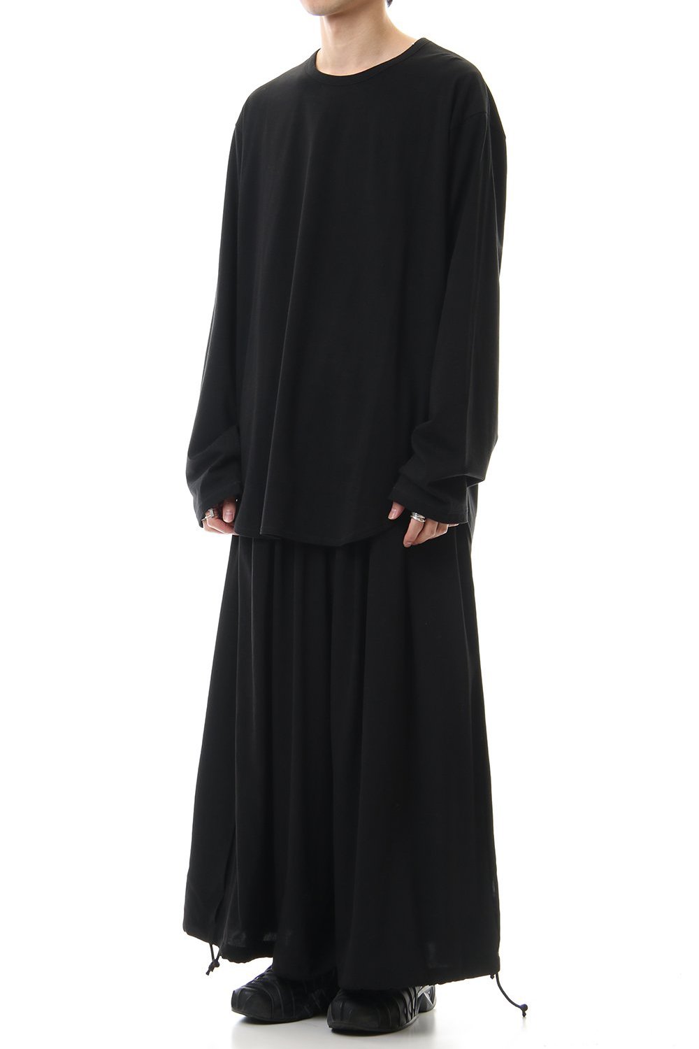 Round Long Sleeve Cut Sew