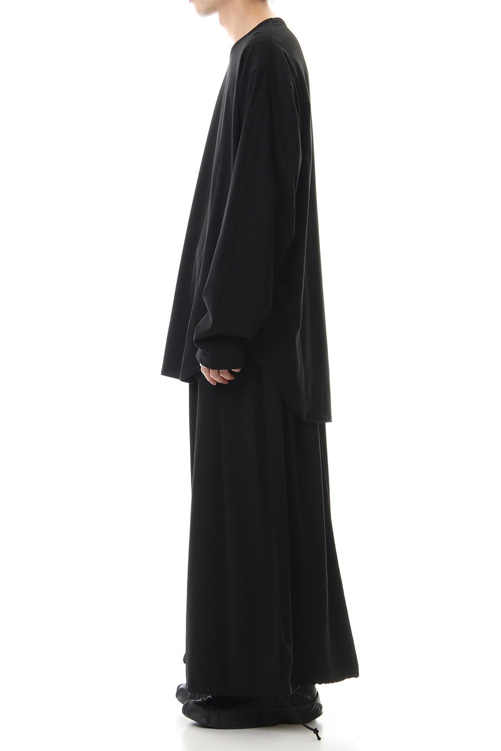 Round Long Sleeve Cut Sew