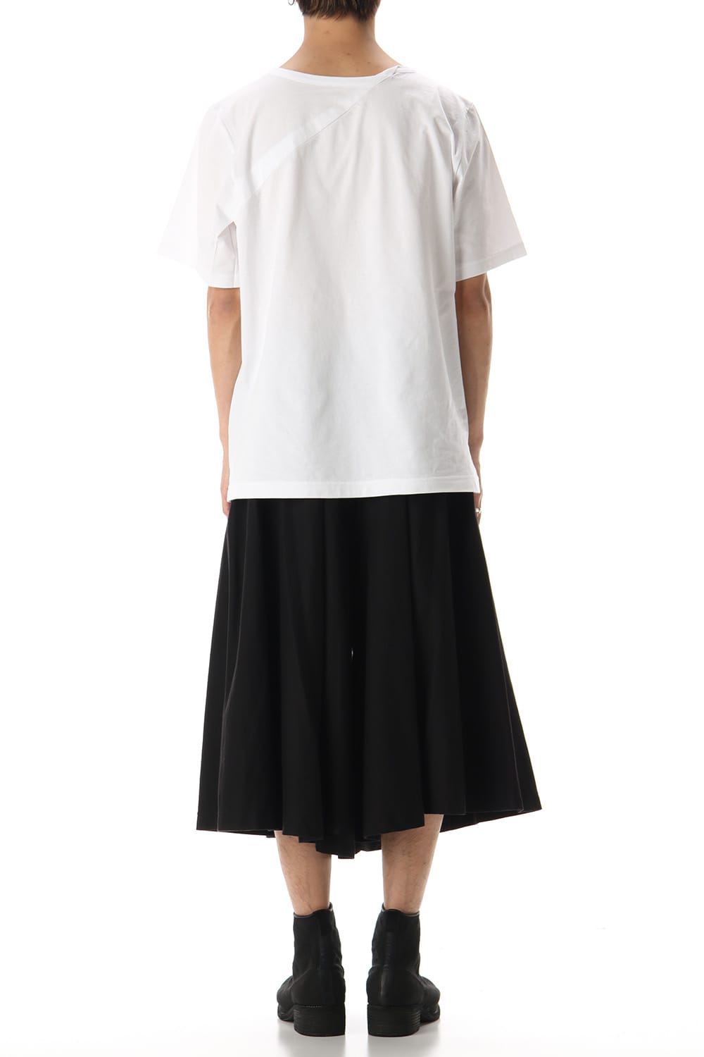 Back hagi Cut Sew White