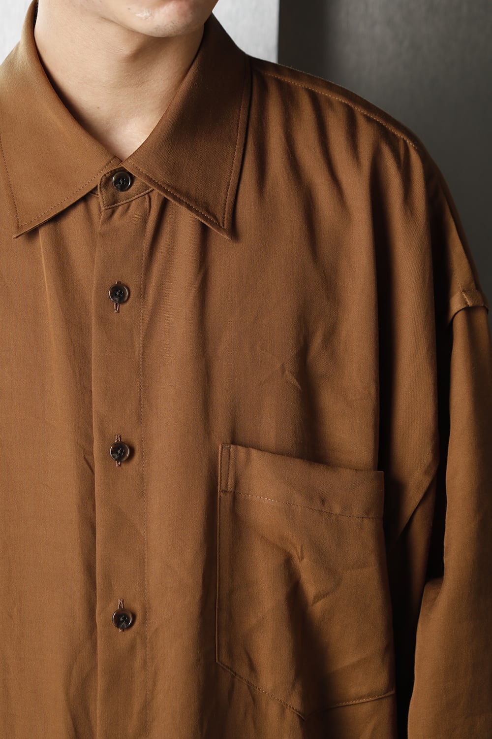 フレンチシーム セミ ロングシャツ キャメル