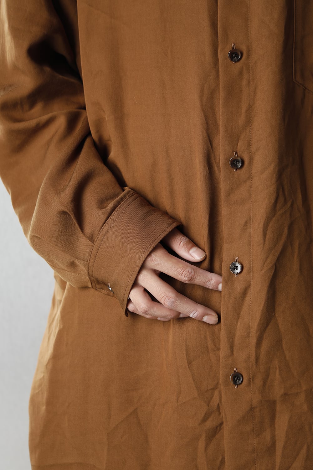 フレンチシーム セミ ロングシャツ キャメル