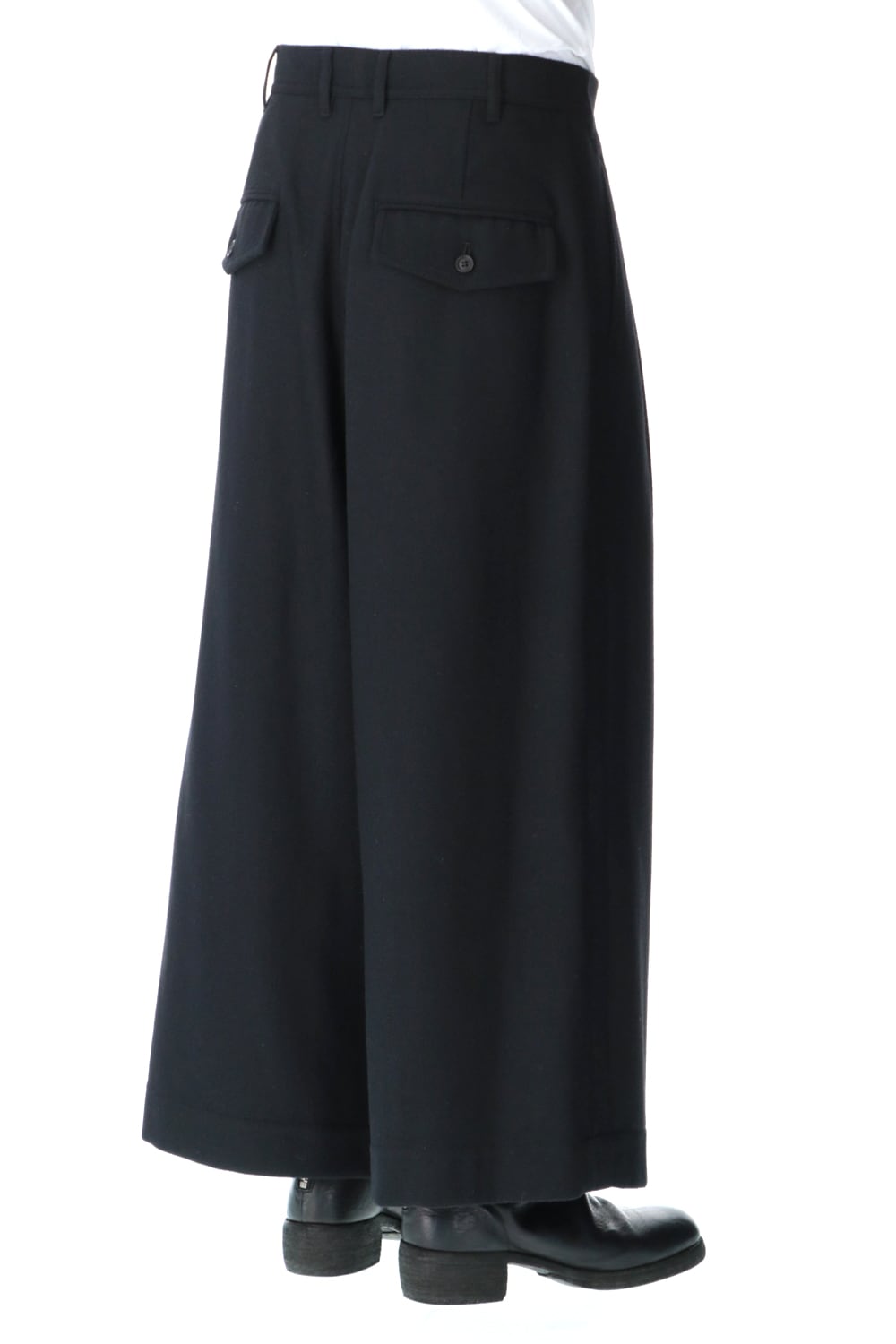 Two tack wide pants