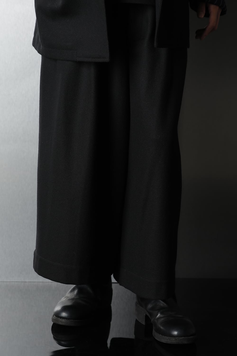 Two tack wide pants