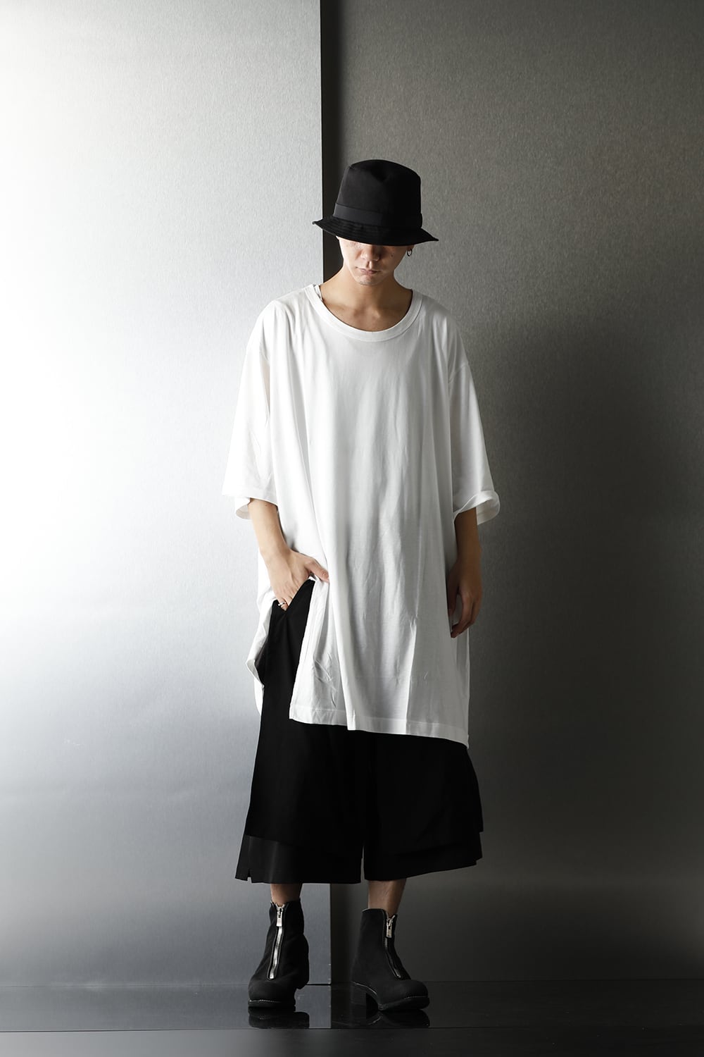 Jumbo cut-sew short White