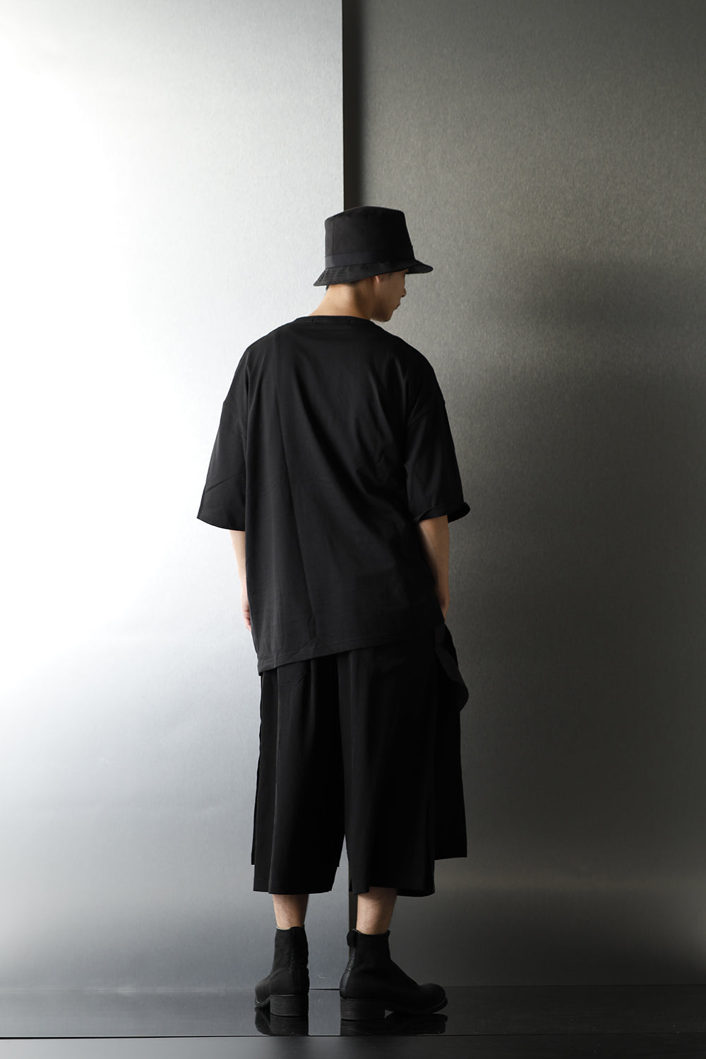 Basic Big Cut Sew typ.B Black