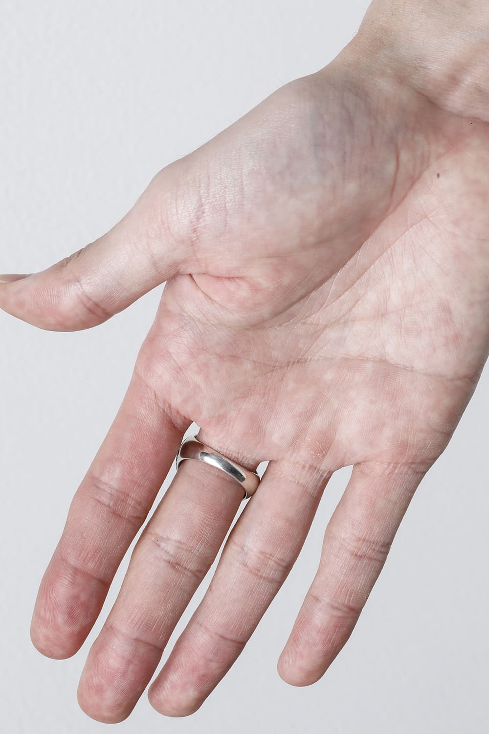 GR19 - Mediterranean Oval Shape Ring