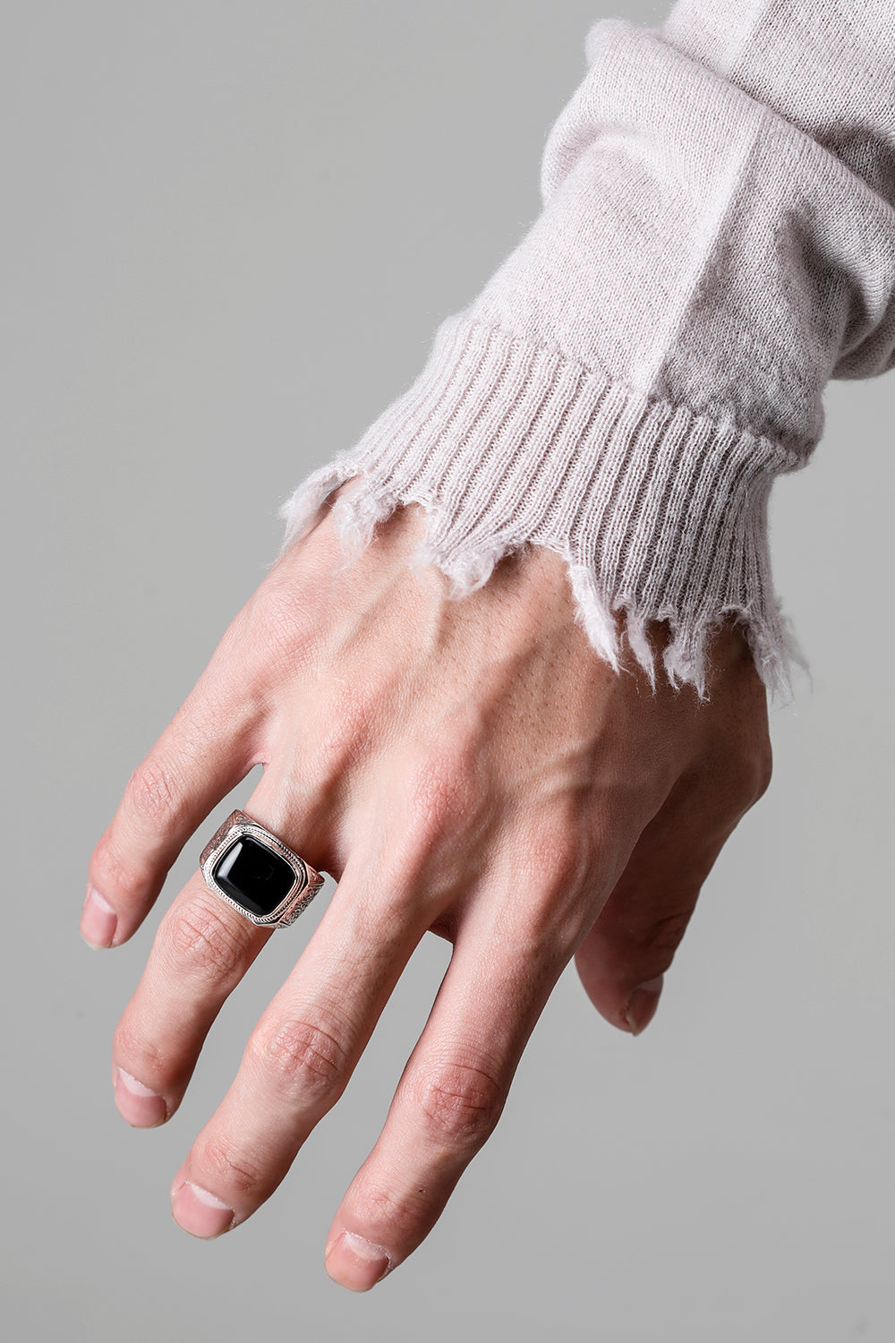 GR31Classic Ring Black nyx