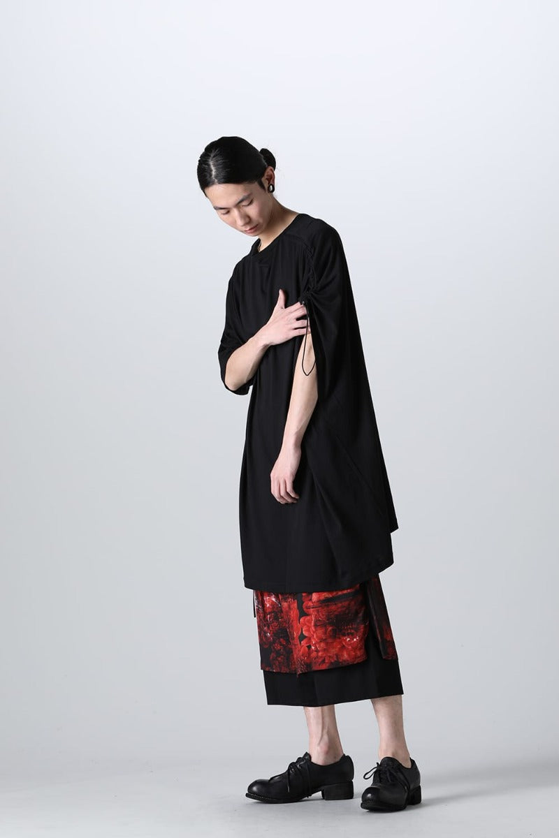 Right Shirring Shoulder T-shirt