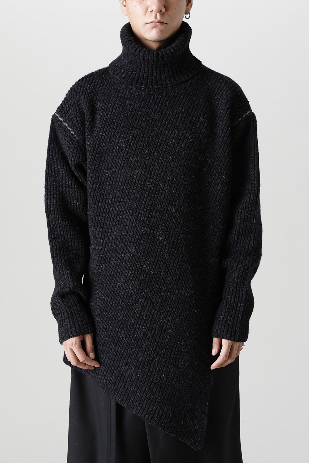 Detachable Big Turtle knit Dark Gray