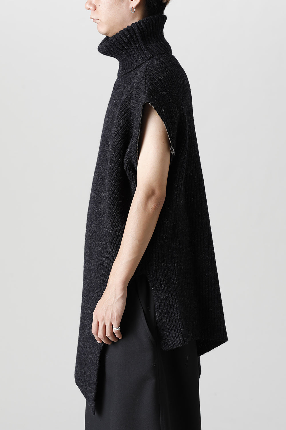 Detachable Big Turtle knit Dark Gray