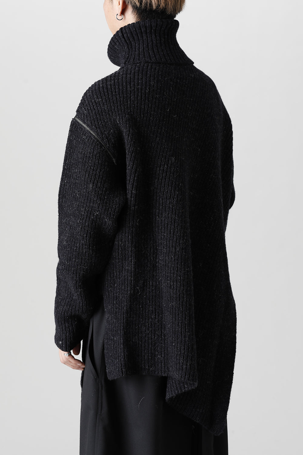 Detachable Big Turtle knit Dark Gray
