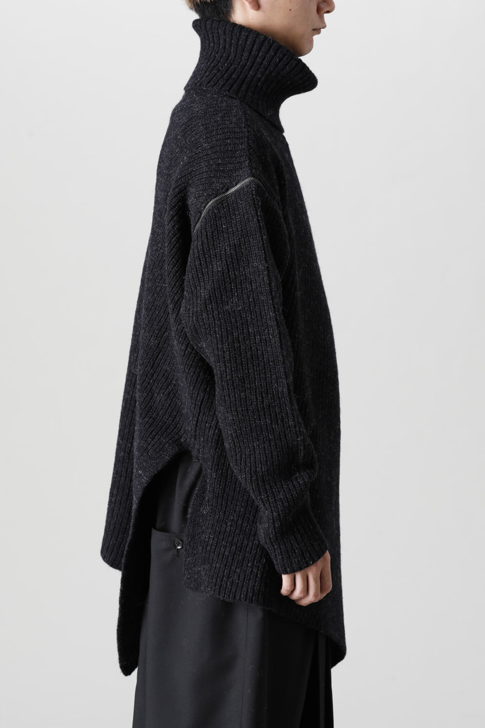 Detachable Big Turtle knit Dark Gray