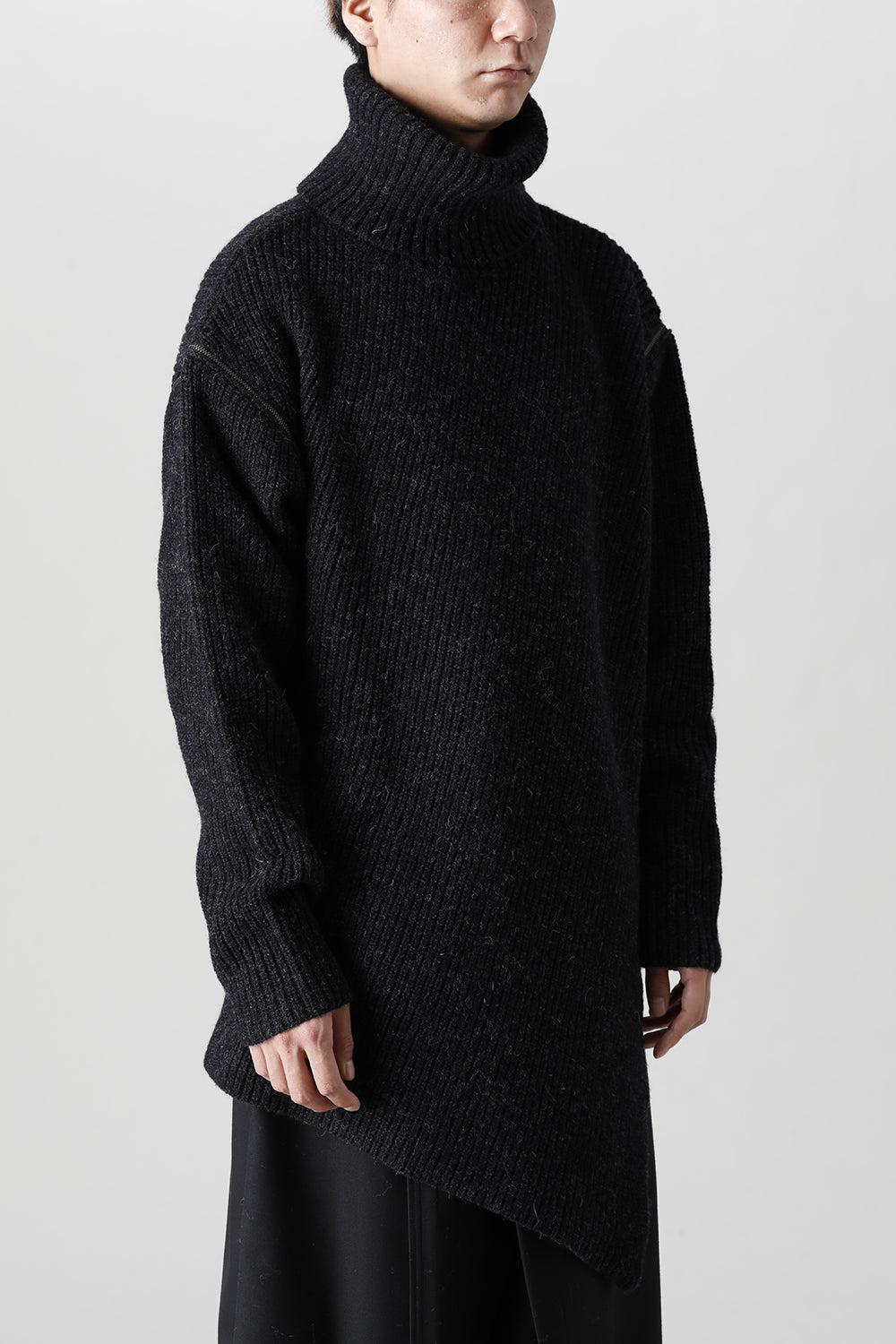 Detachable Big Turtle knit Dark Gray