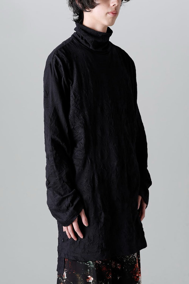 Hem Button Turtleneck T-Shirt