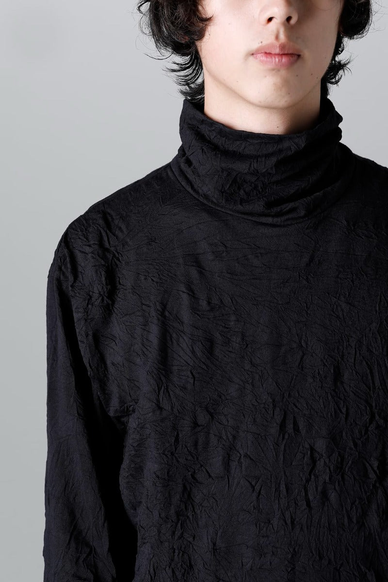 Hem Button Turtleneck T-Shirt