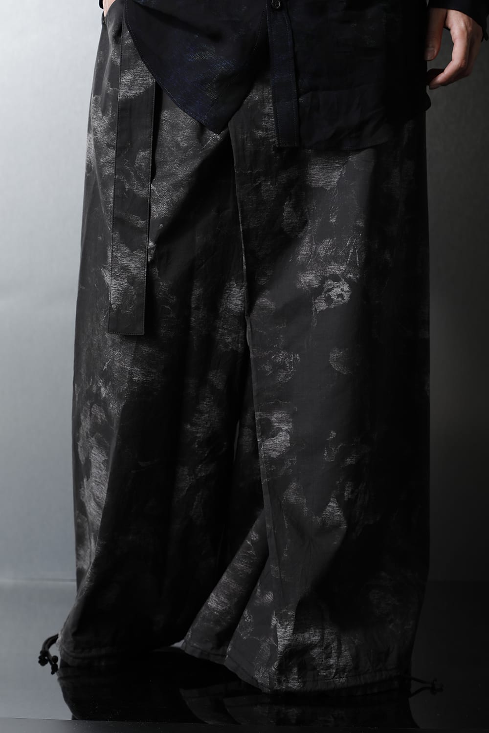 Thai style Balloon pants (Flower print) Black