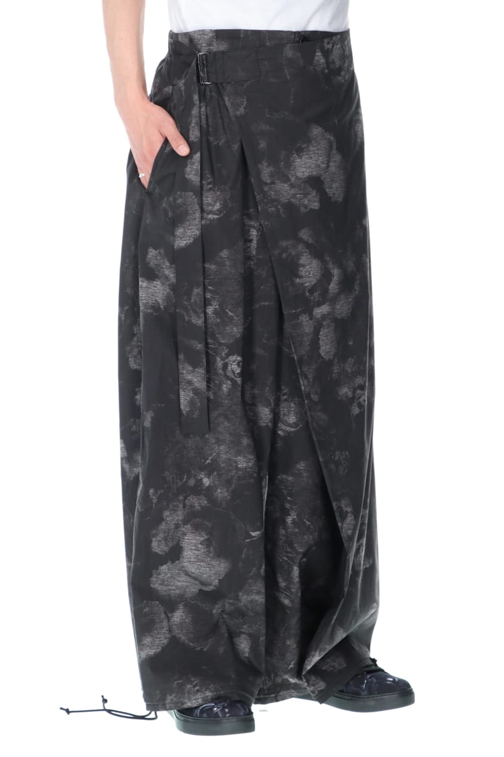 Thai style Balloon pants (Flower print) Black