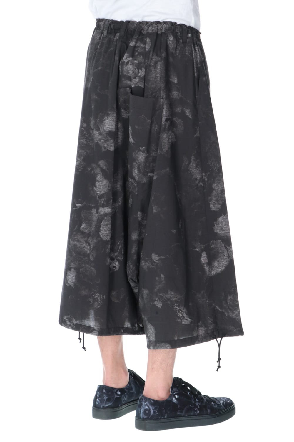 Drawstring Asymmetry Pants(Flower print) Black