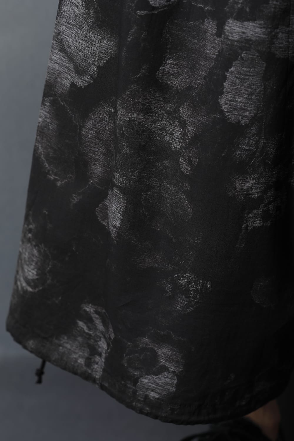 Drawstring Asymmetry Pants(Flower print) Black