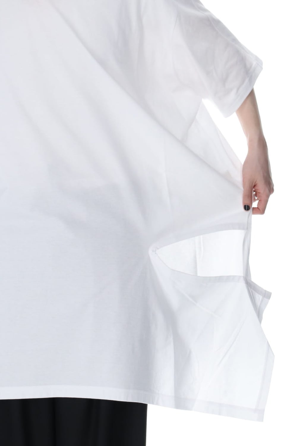 Hole Jumbo Cut Sew White